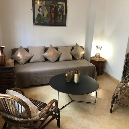 Pueblo Hidden Gem, 2 Bed